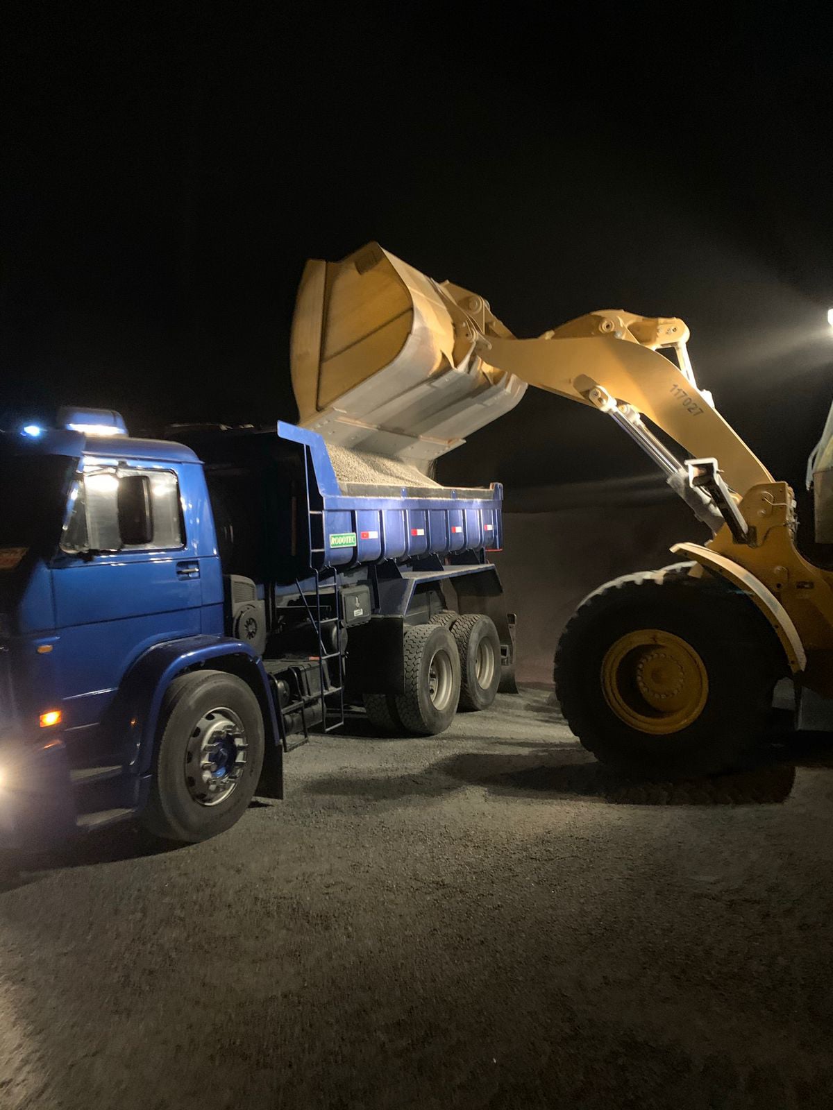 empresa hipólito areia e pedra focada em realizar sonhos e garantir sucesso em sua construção