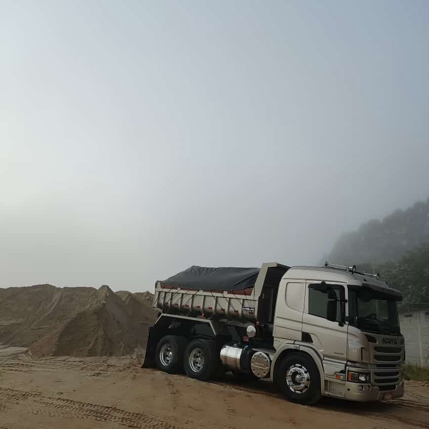 empresa hipólito areia e pedra focada em realizar sonhos e garantir sucesso em sua construção