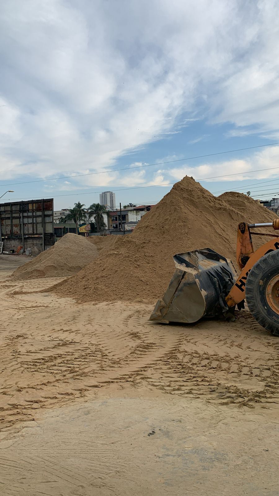 empresa hipólito areia e pedra focada em realizar sonhos e garantir sucesso em sua construção